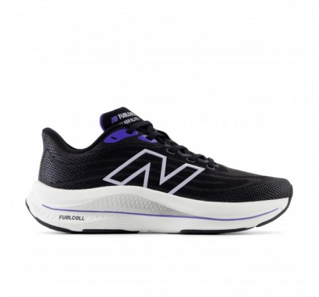New Balance Women FuelCell Walker Elite Black and White