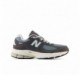 New Balance Big Kids 2002 R Magnet