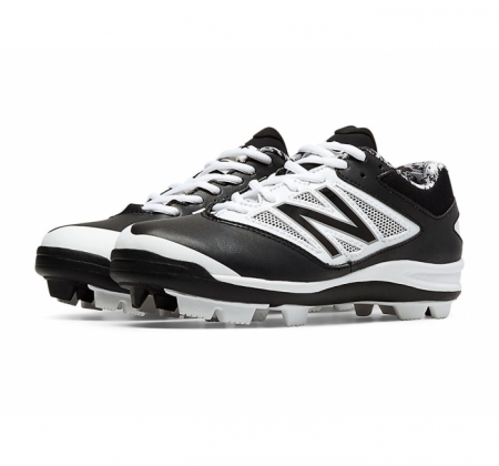 nb youth baseball cleats