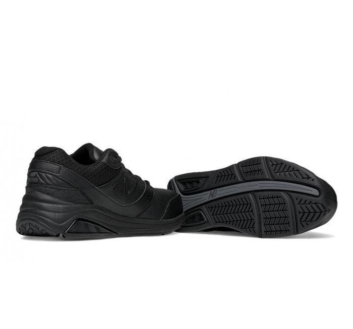 New Balance Women's 928v2 Black 