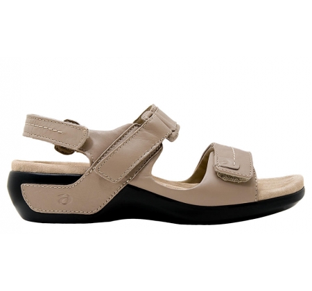 aravon sandals by new balance