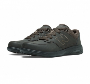 New Balance men's 813 brown lace-up