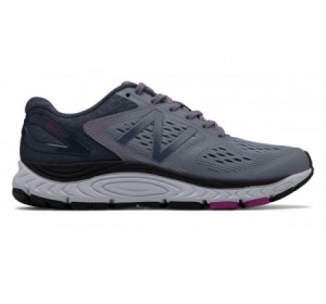 New Balance Women's 840v4 Grey Cyclone/Poisonberry