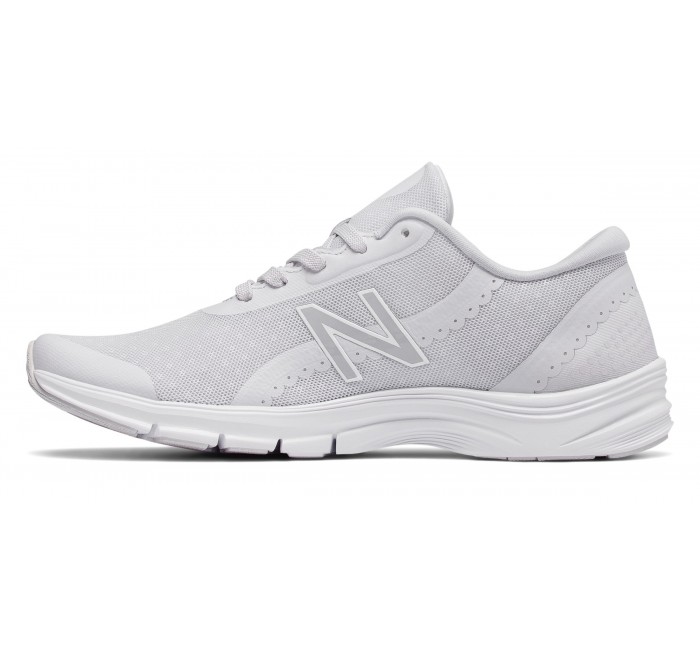 women's 711v3 heathered trainer