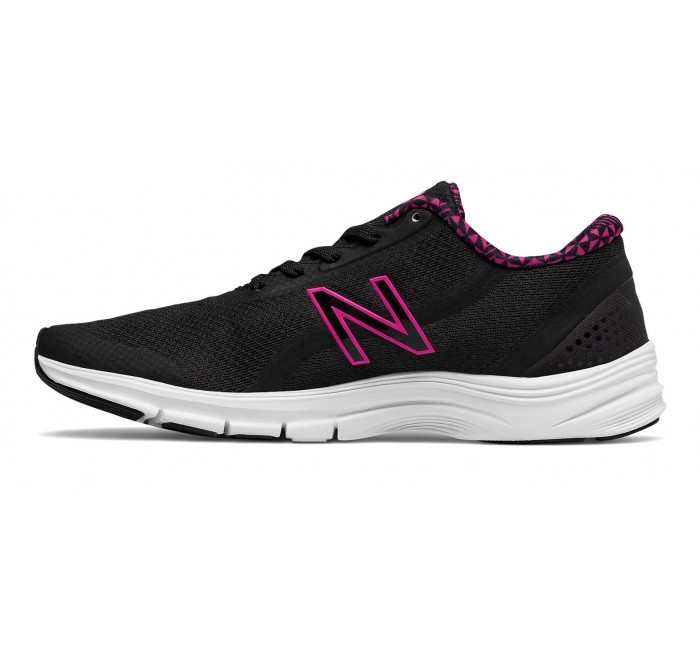 new balance 711 pink