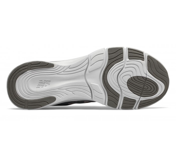 new balance women's 711v3