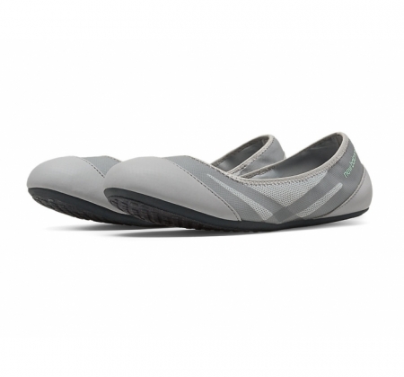 New Balance 118 En Route Ballet Flat New Balance 118 En Route Ballet Flat