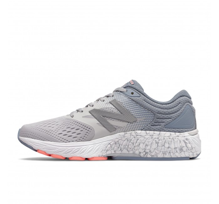 new balance women's w940v2 running shoe