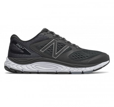 New Balance 840v4 Black & White