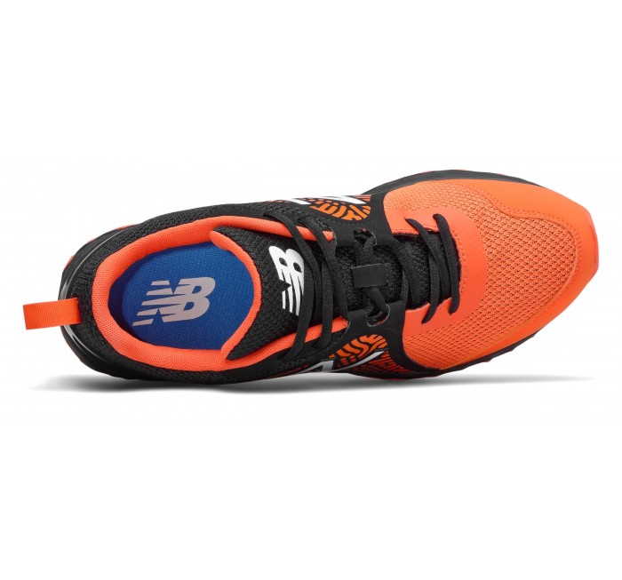 new balance men's fresh foam 3000v5 turf stores