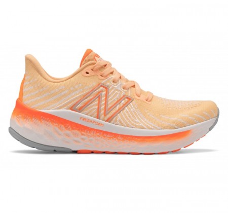  Edit: New Balance Women Fresh Foam X Vongo v5 Mango sneaker