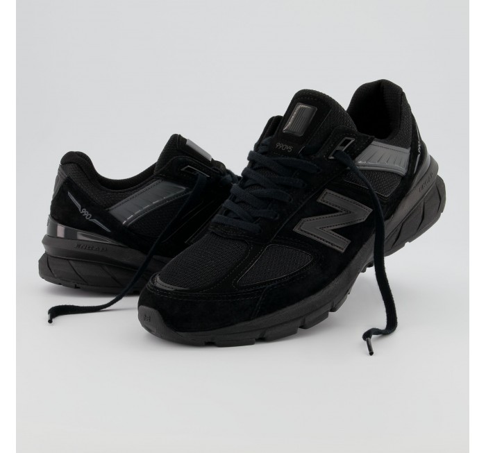 effective hawk not to mention New Balance M990v5 All Black: M990BB5 - A Perfect Dealer/New Balance